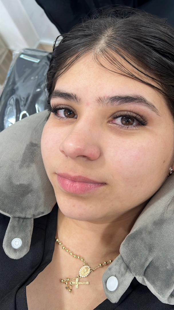 Diseño de cejas